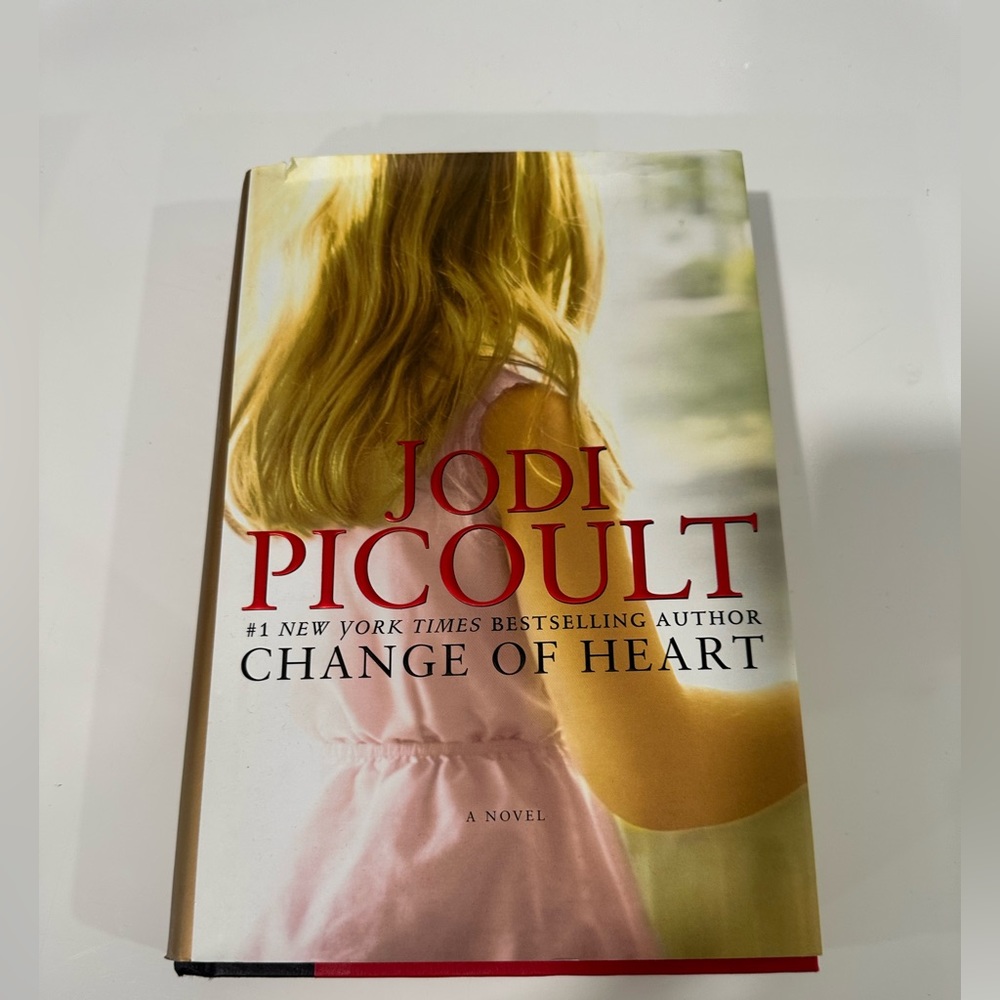 Change of heart book by Jodi picoult.